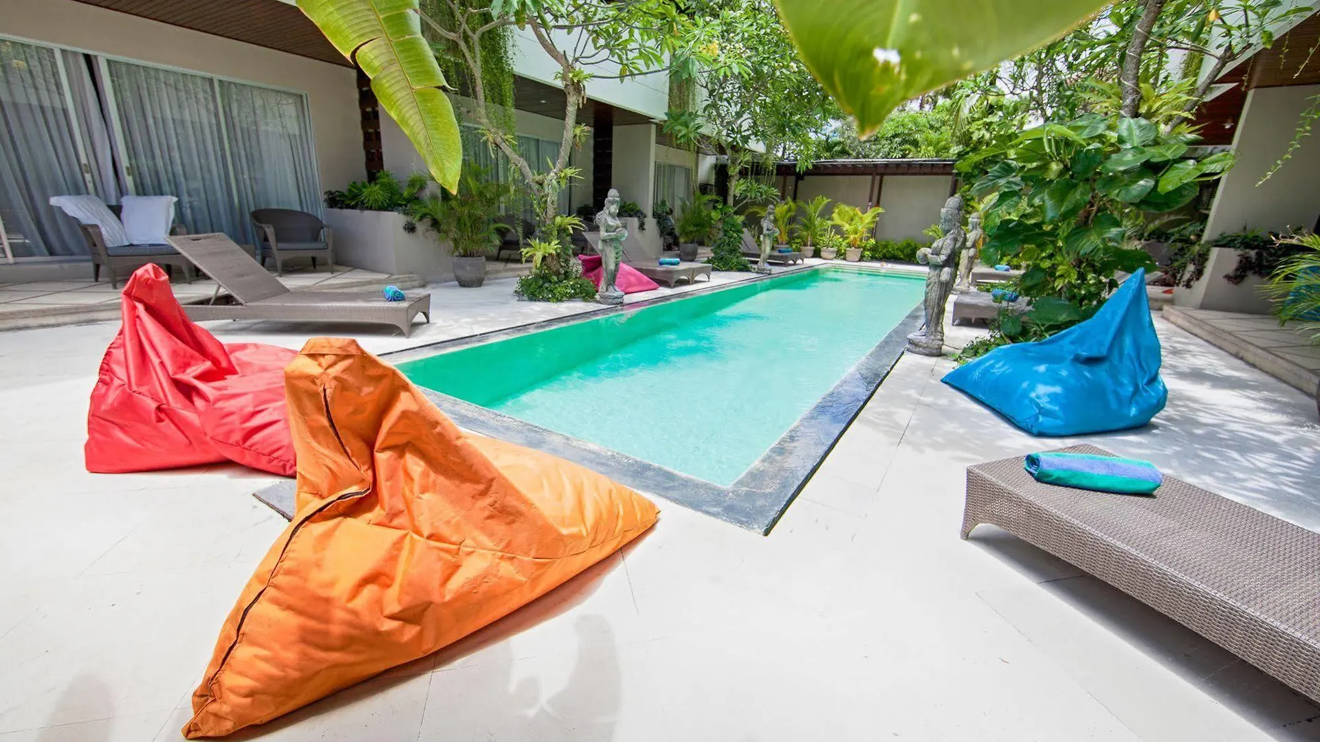 Swiss-Belcourt Sunset Apart otel Seminyak