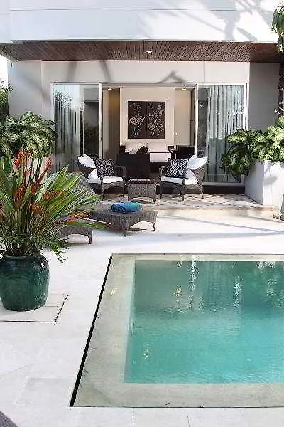 Swiss-Belcourt Sunset Apart otel Seminyak Endonezya