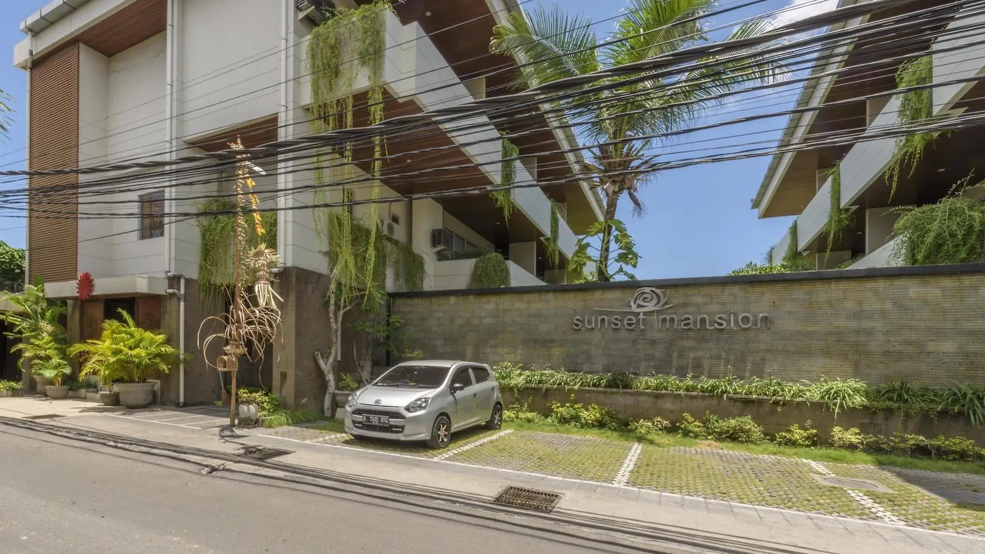 Swiss-Belcourt Sunset Apart otel Seminyak