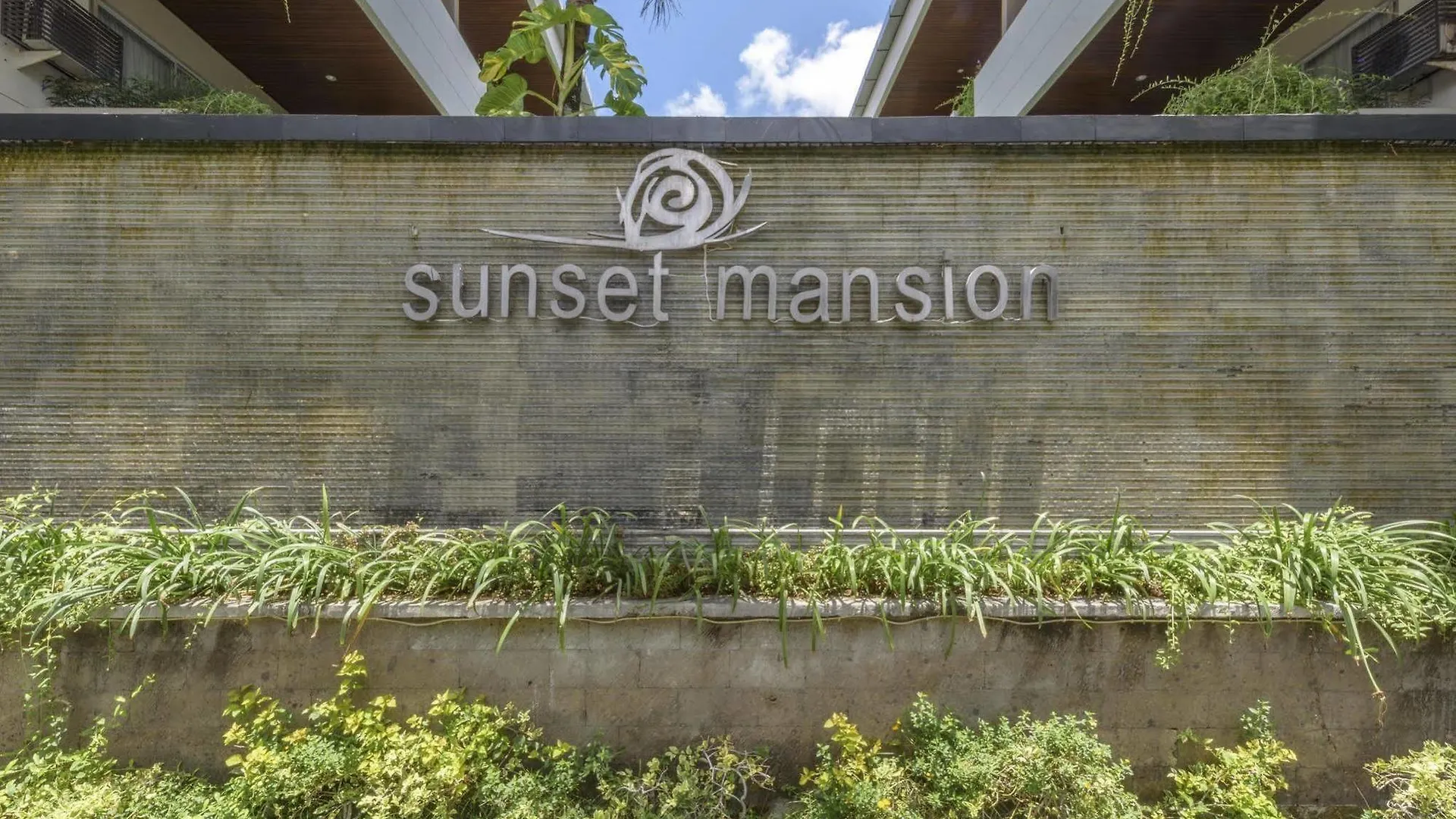 Swiss-Belcourt Sunset Apart otel Seminyak